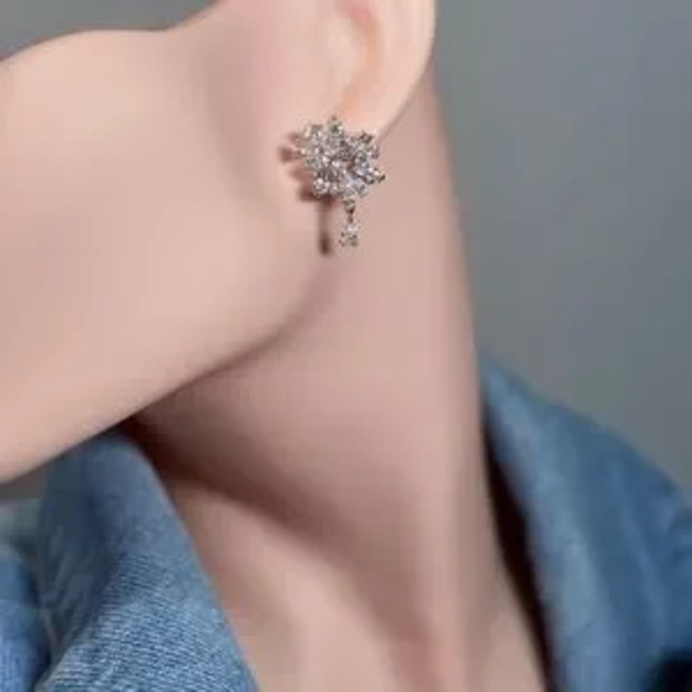 High-Quality Chic Earrings with Cubic Zirconia
